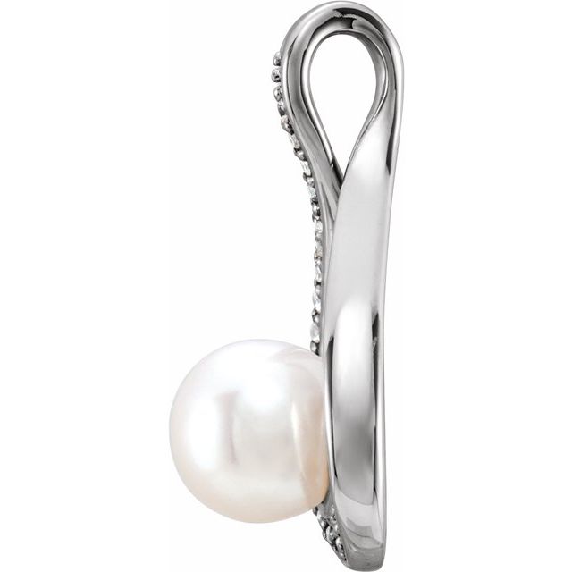 Cultured White Freshwater Pearl Pendant