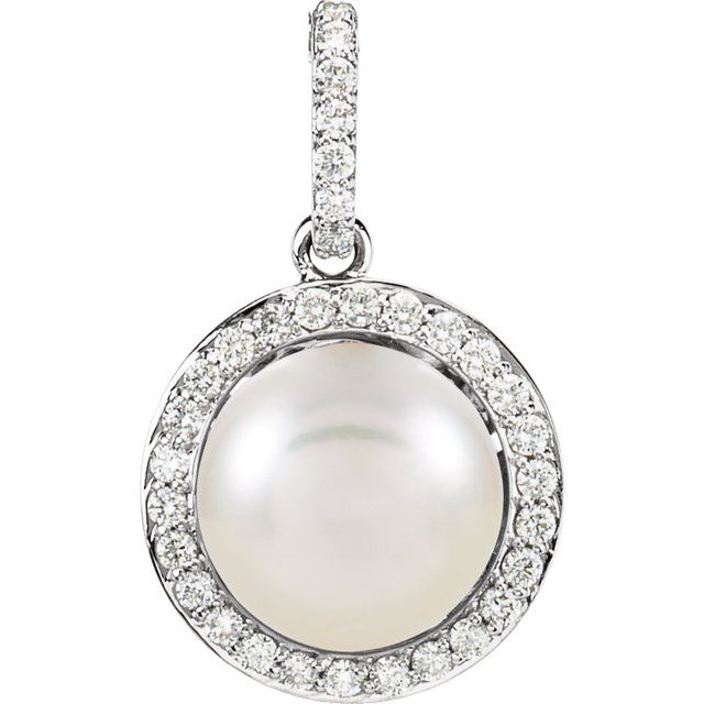 Cultured White Freshwater Pearl Pendant