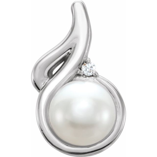Cultured White Freshwater Pearl Pendant