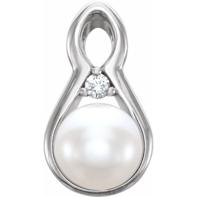 Cultured White Freshwater Pearl Pendant